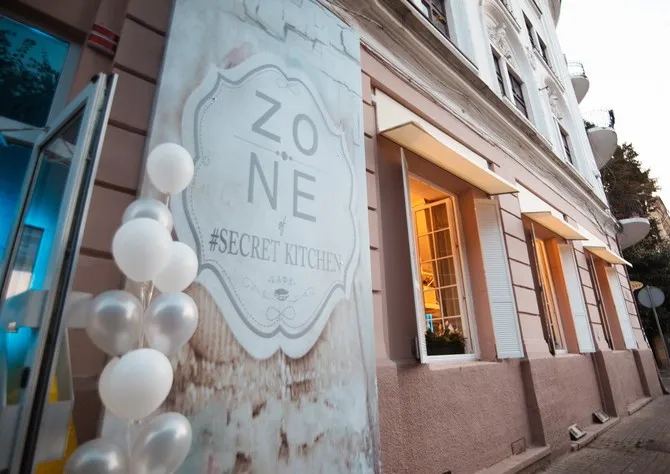Ресторан Zone of #Secret Kitchen (Зон офф # Стрит Китчен)