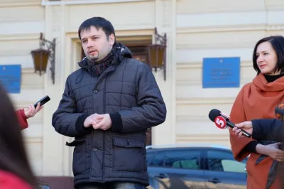 Туристичний маршрут "‬Місто Червоної рути‭"‬ присвячений Івасюку відкрили сьогодні (фото) — фото 17