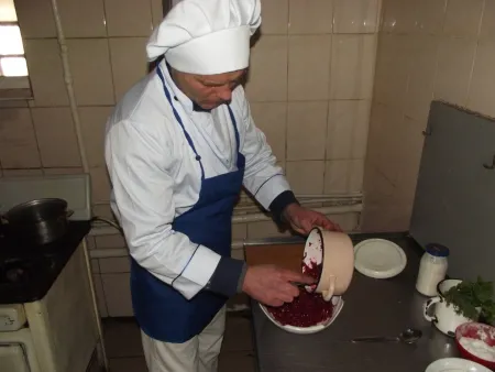 У Чернівецькій установі виконання покарань № 33 відбувся конкурс «Кращий кухар» (фоторепортаж) — фото 4